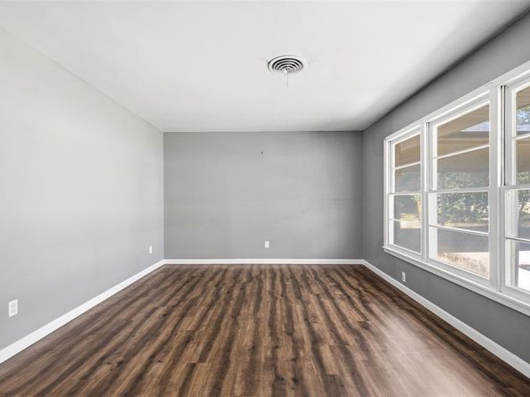 6121  Ten Mile Bridge Road , Fort Worth Texas 76135