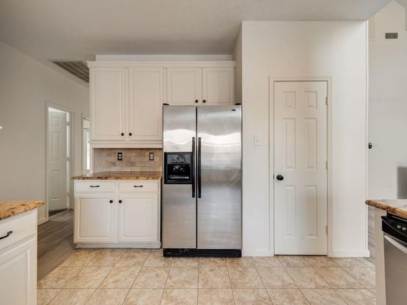 7100  Ledgestone Court , Frisco Texas 75034