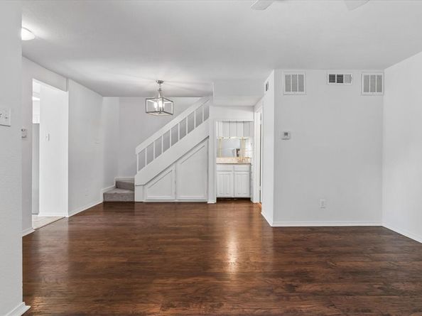 5200  Martel Avenue  24A, Dallas Texas 75206