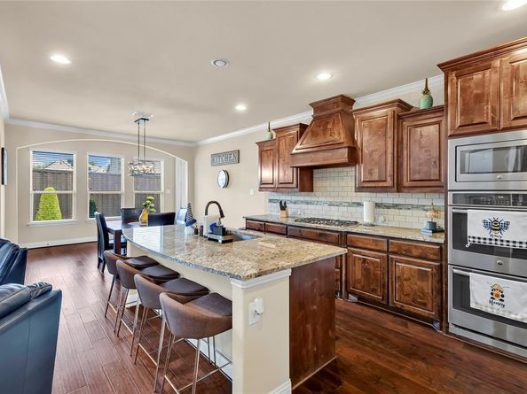 9810  Clubhouse Circle , Rowlett Texas 75089