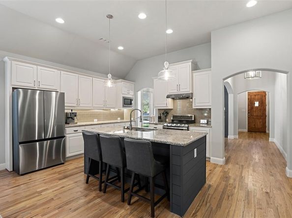 3705  Millstone Way , Celina Texas 75009