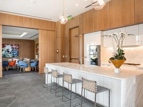 1747  Leonard Street  2701, Dallas Texas 75201