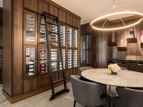1747  Leonard Street  2701, Dallas Texas 75201