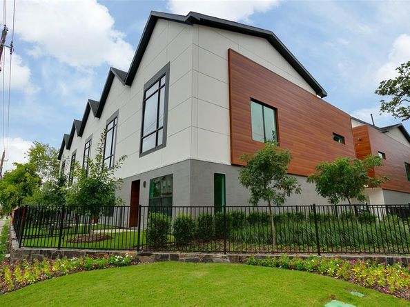 3880  Munger Avenue  2, Dallas Texas 75204