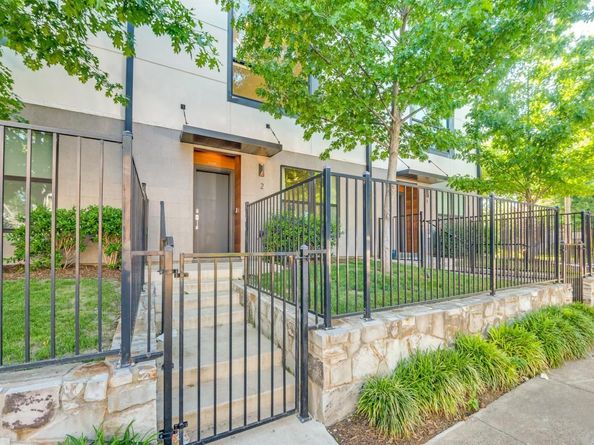 3880  Munger Avenue  2, Dallas Texas 75204