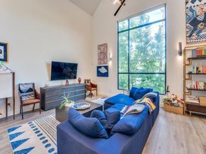 3880  Munger Avenue  2, Dallas Texas 75204