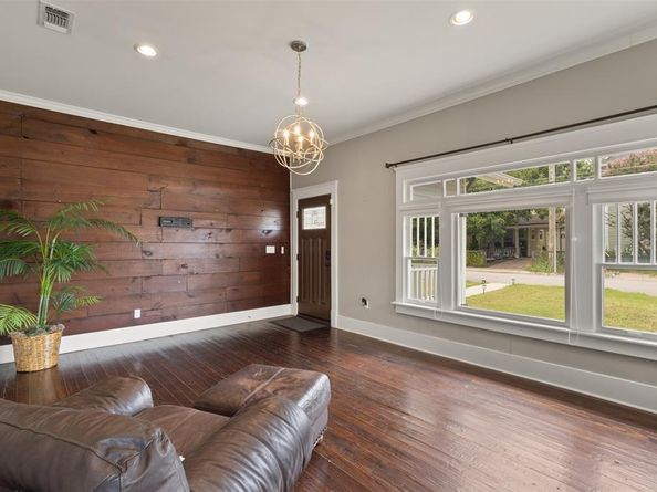 408 N Chestnut Street , McKinney Texas 75069