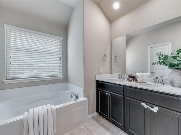 9828  Diamondback  , McKinney Texas 75071