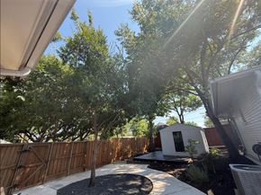 6522  Ridgeview Circle , Dallas Texas 75240