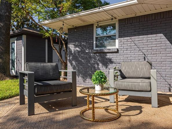 6350  Glennox Lane , Dallas Texas 75214