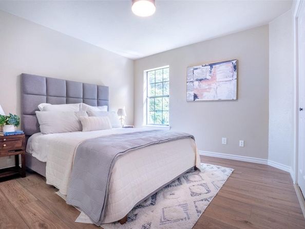 1415  Pecos Street , Dallas Texas 75204