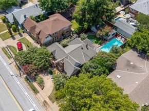 1808  Forest Park Boulevard , Fort Worth Texas 76110