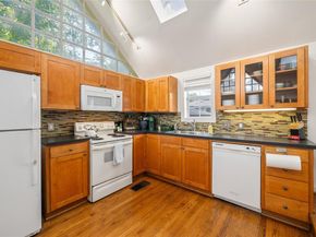 1808  Forest Park Boulevard , Fort Worth Texas 76110