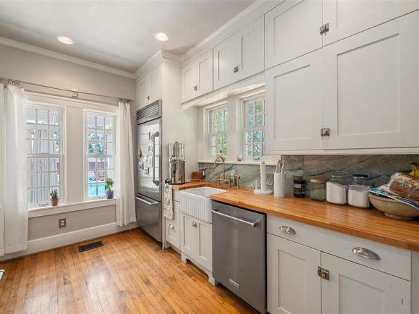 1808  Forest Park Boulevard , Fort Worth Texas 76110