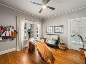 1808  Forest Park Boulevard , Fort Worth Texas 76110