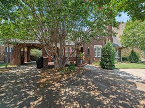 1808  Forest Park Boulevard , Fort Worth Texas 76110