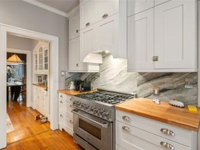 1808  Forest Park Boulevard , Fort Worth Texas 76110
