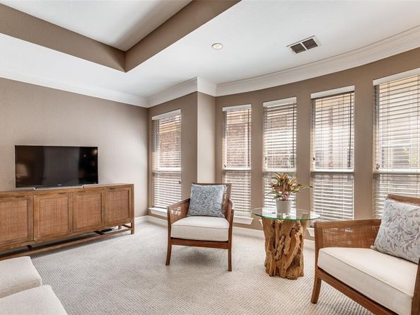 3955  Cole Avenue , Dallas Texas 75204