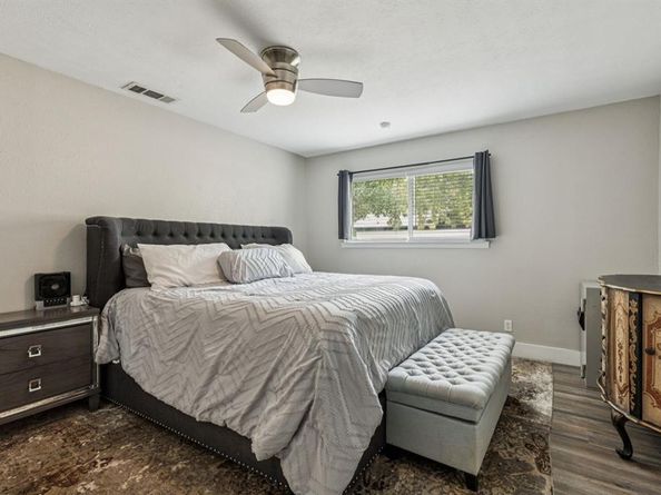 1712  Wildwood Street , Corinth Texas 76210