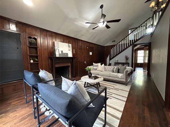 2320  Arrowhead Court , Fort Worth Texas 76103