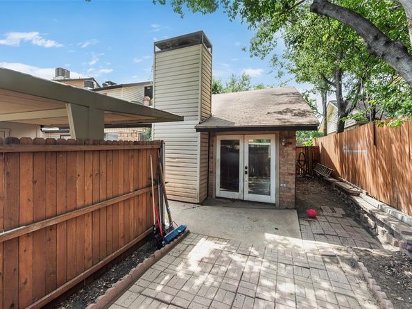 2049  Embassy Way , Carrollton Texas 75006