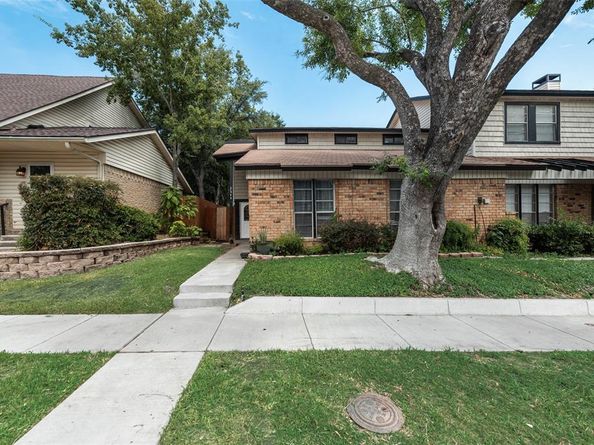 2049  Embassy Way , Carrollton Texas 75006