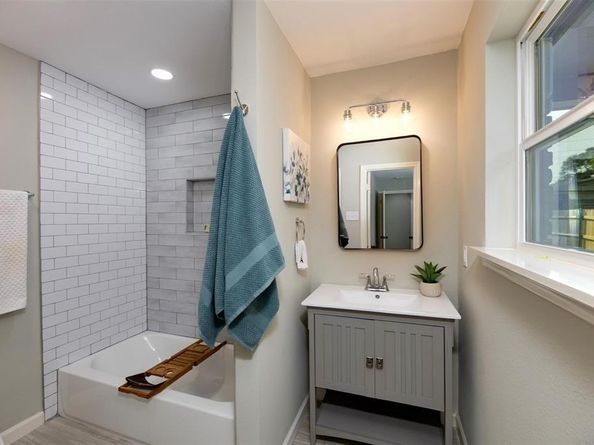 5124  Ashbrook Road , Dallas Texas 75227