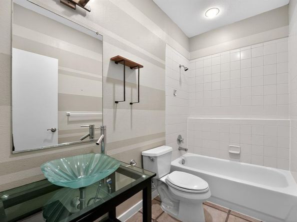 4212  Bowser Avenue  C, Dallas Texas 75219