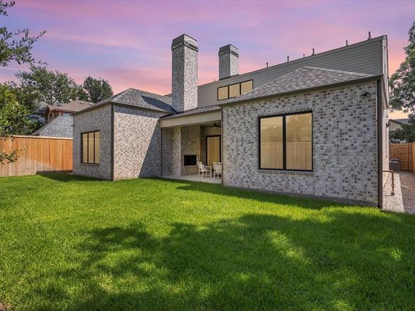 3935  Rochelle Drive , Dallas Texas 75220