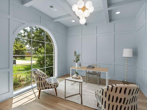3935  Rochelle Drive , Dallas Texas 75220