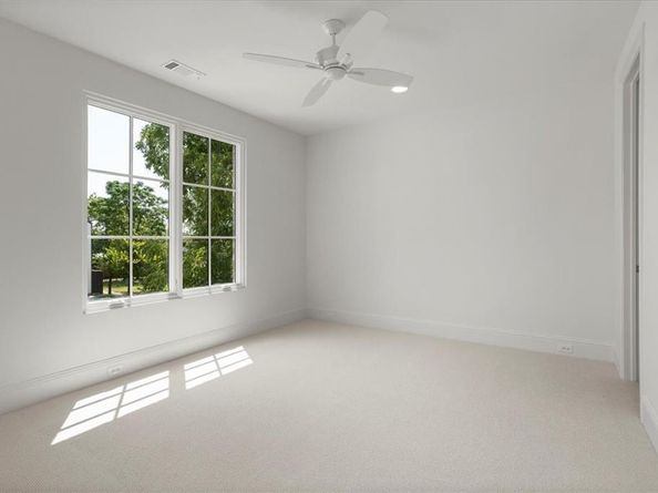 3935  Rochelle Drive , Dallas Texas 75220