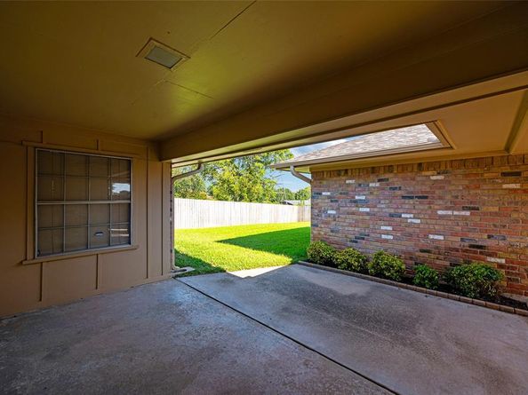 4458  Fiesta Street , Fort Worth Texas 76133