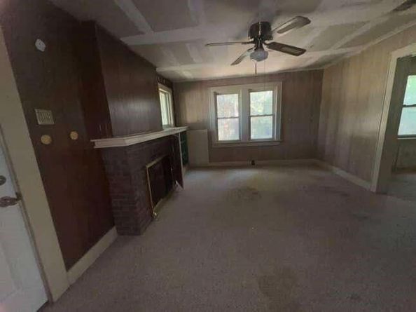 424  Colonial Street , Fort Worth Texas 76111