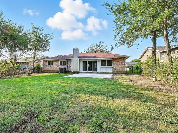 1603  Winderemere Drive , Arlington Texas 76014