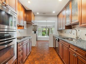 4032  Echo Glen Drive , Dallas Texas 75244