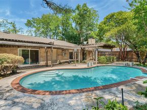 4032  Echo Glen Drive , Dallas Texas 75244