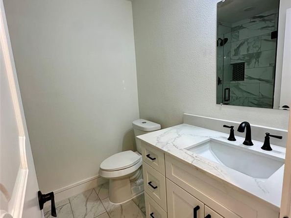 2203  foxcroft Circle , Denton Texas 76209