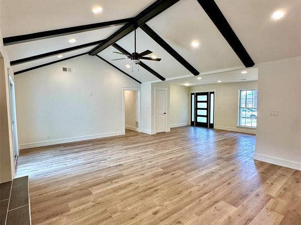 2203  foxcroft Circle , Denton Texas 76209