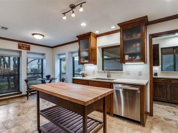 4022  Azalea Lane , Garland Texas 75043