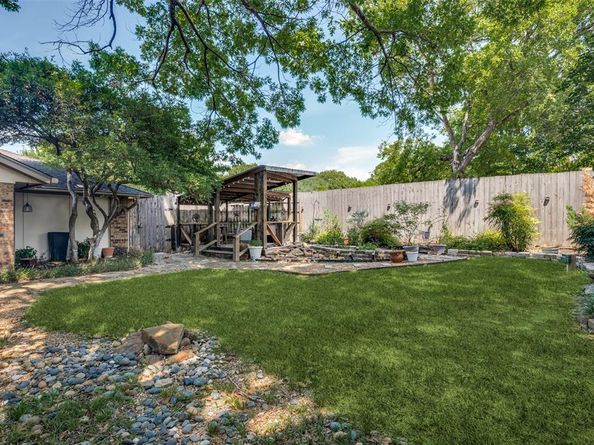 4022  Azalea Lane , Garland Texas 75043