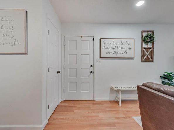 6555  Calmont Avenue , Fort Worth Texas 76116