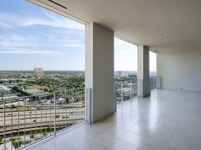 1717  Arts Plaza  2204, Dallas Texas 75201