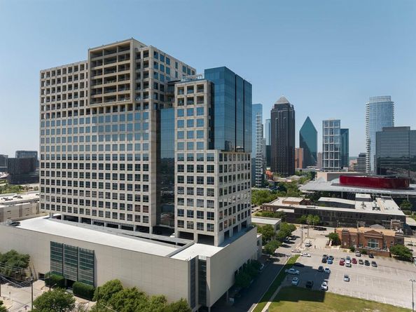 1717  Arts Plaza  2204, Dallas Texas 75201