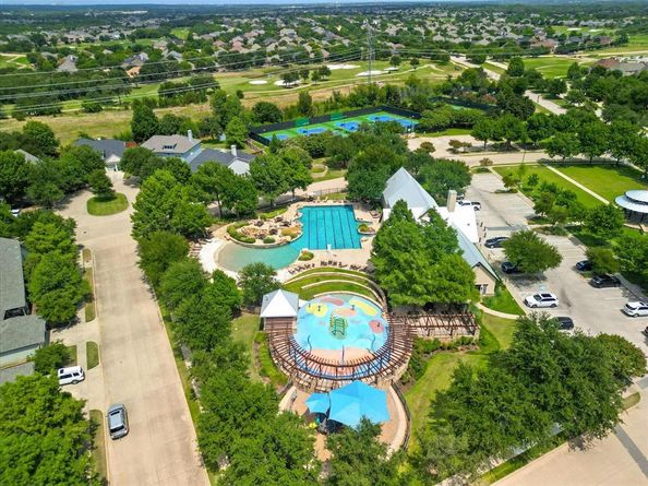 8828  Cypress Creek Road , Lantana Texas 76226