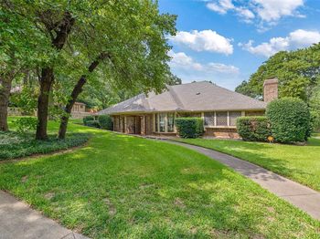 1405  Melody Lane 