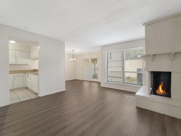 2023  Court Place , Garland Texas 75041