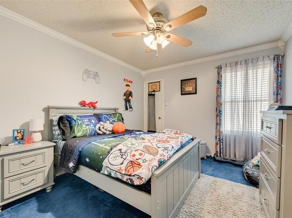 1801  St Lawrence Way , Arlington Texas 76002