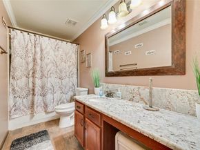 1801  St Lawrence Way , Arlington Texas 76002