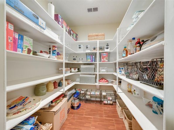 1801  St Lawrence Way , Arlington Texas 76002