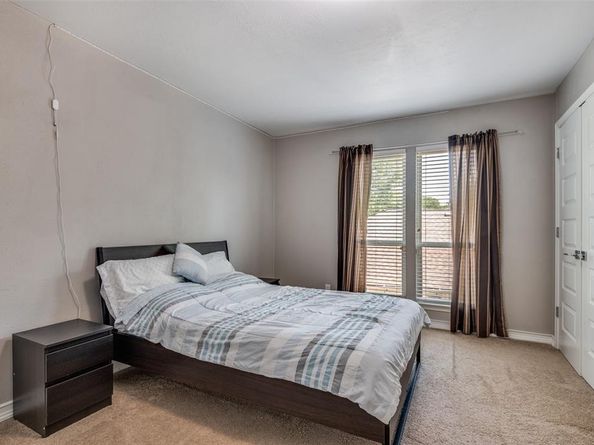 314  Santa Clara Street , Irving Texas 75062